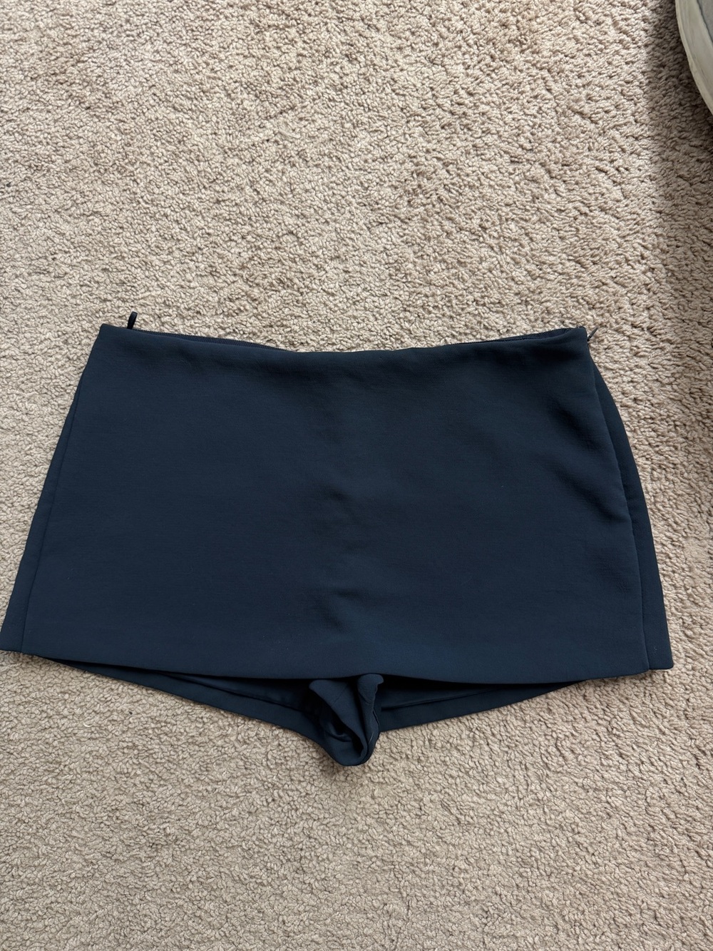 Aritzia Wilfred Jewel Skort - Crepette